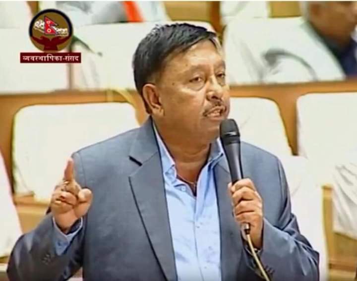 'निजी कम्पनीलाई जग्गा सुम्पिँदा खरिद ऐनमा टेक्नु पर्दैन ?'-दीपक गिरी