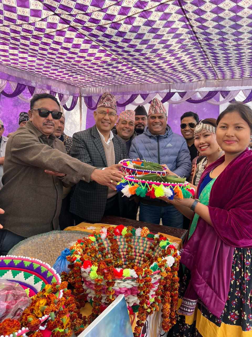 बिनौनामा कांग्रेस क्षेत्र नं. १ ले गर्यो माघीको शुभकामना आदानप्रदान