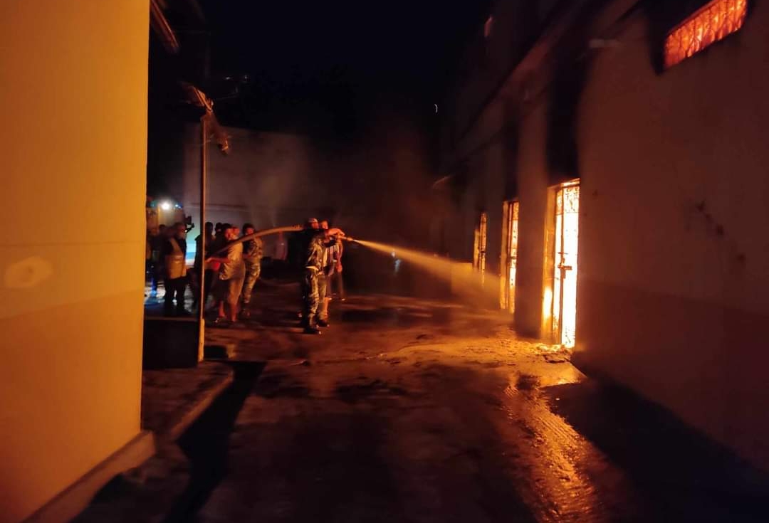 तुलसीपुरको गणपति तेल मिलमा आगलागी, २ करोड बढीको क्षती