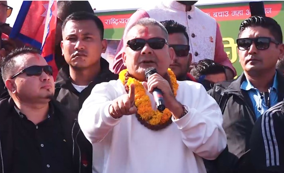 'हजुरबुबा तपाईंका युवा संघका कार्यकर्ताले चेलीको बलात्कार गर्न खोजे': दुर्गा प्रसाईं