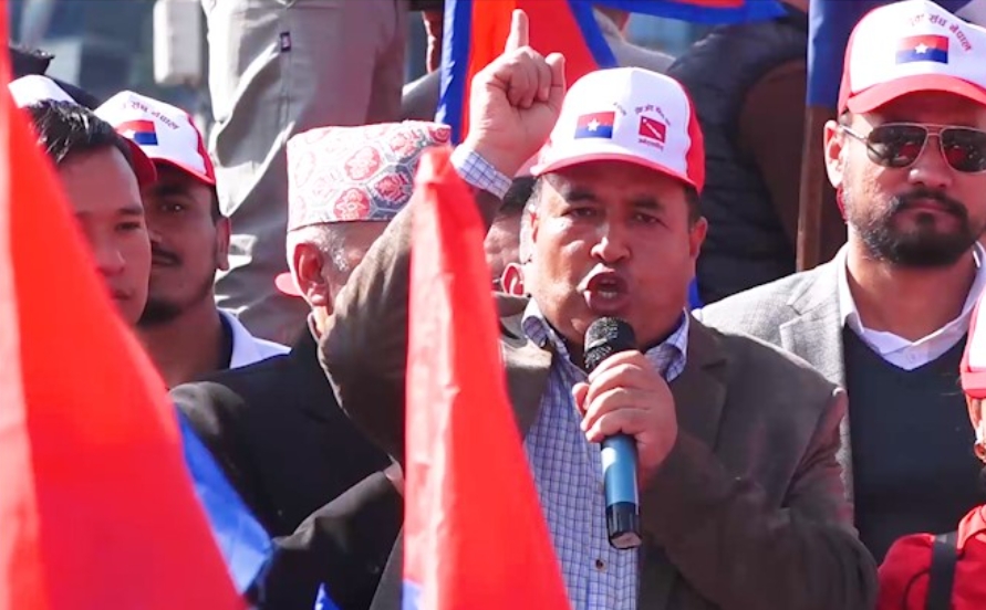 महेश बस्नेतले दुर्गा प्रसाईलाई भने 'बहुला र फुस्केट'