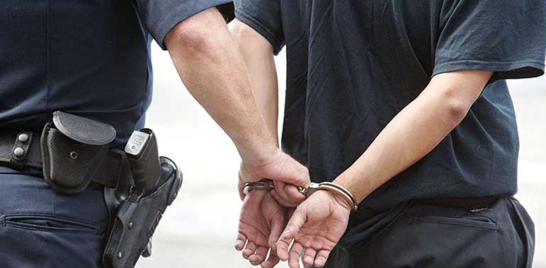 दुर्गा प्रसाईंका स्वकीय सचिव पक्राउ