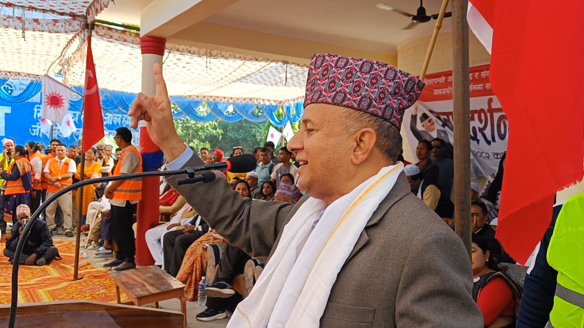 नवयुवाहरुको आवरणमा देशमा विध्वंश मच्याइयोः एमाले महासचिव पोखरेल