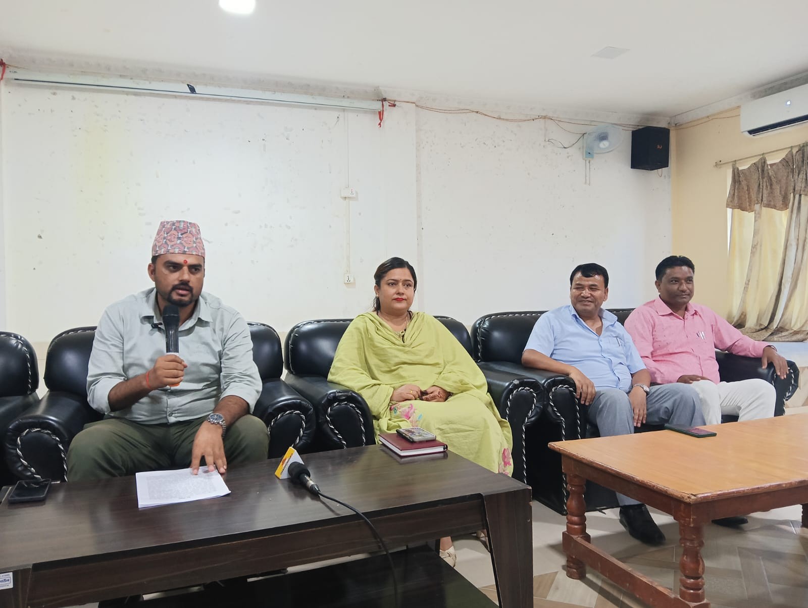 आमा सुरक्षा कार्यक्रम स्थगन गरेर नेपालगञ्ज मेडिकल कलेजले अमानवीय ब्यवहार देखायोः नगर प्रमुख आचार्य