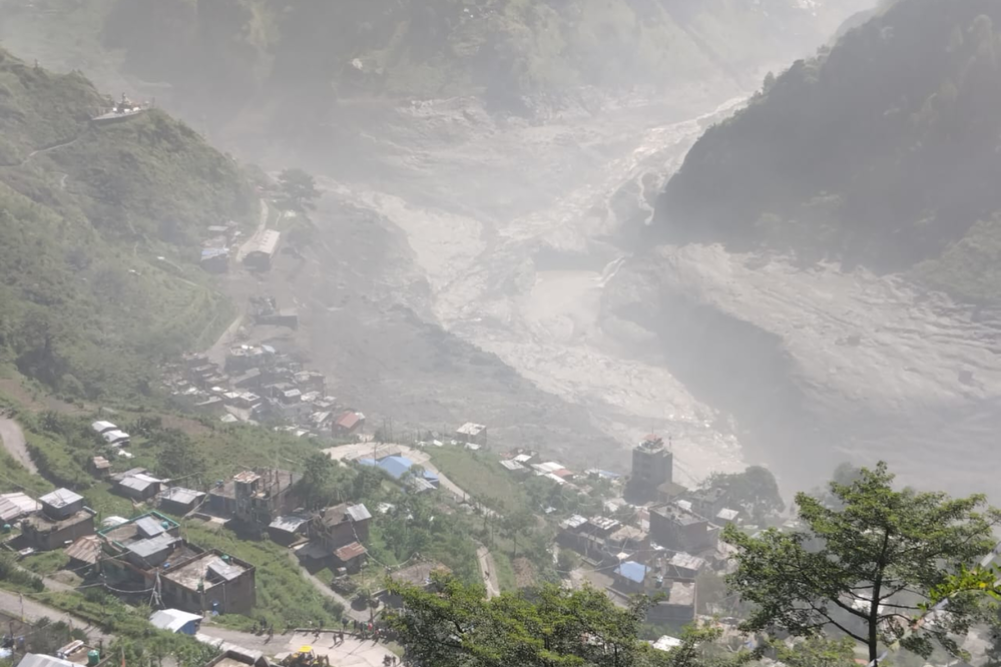 भोटेकोशी बाढीमा ९५ जनाको मृत्यु, दर्जनौं सम्पर्कविहीन