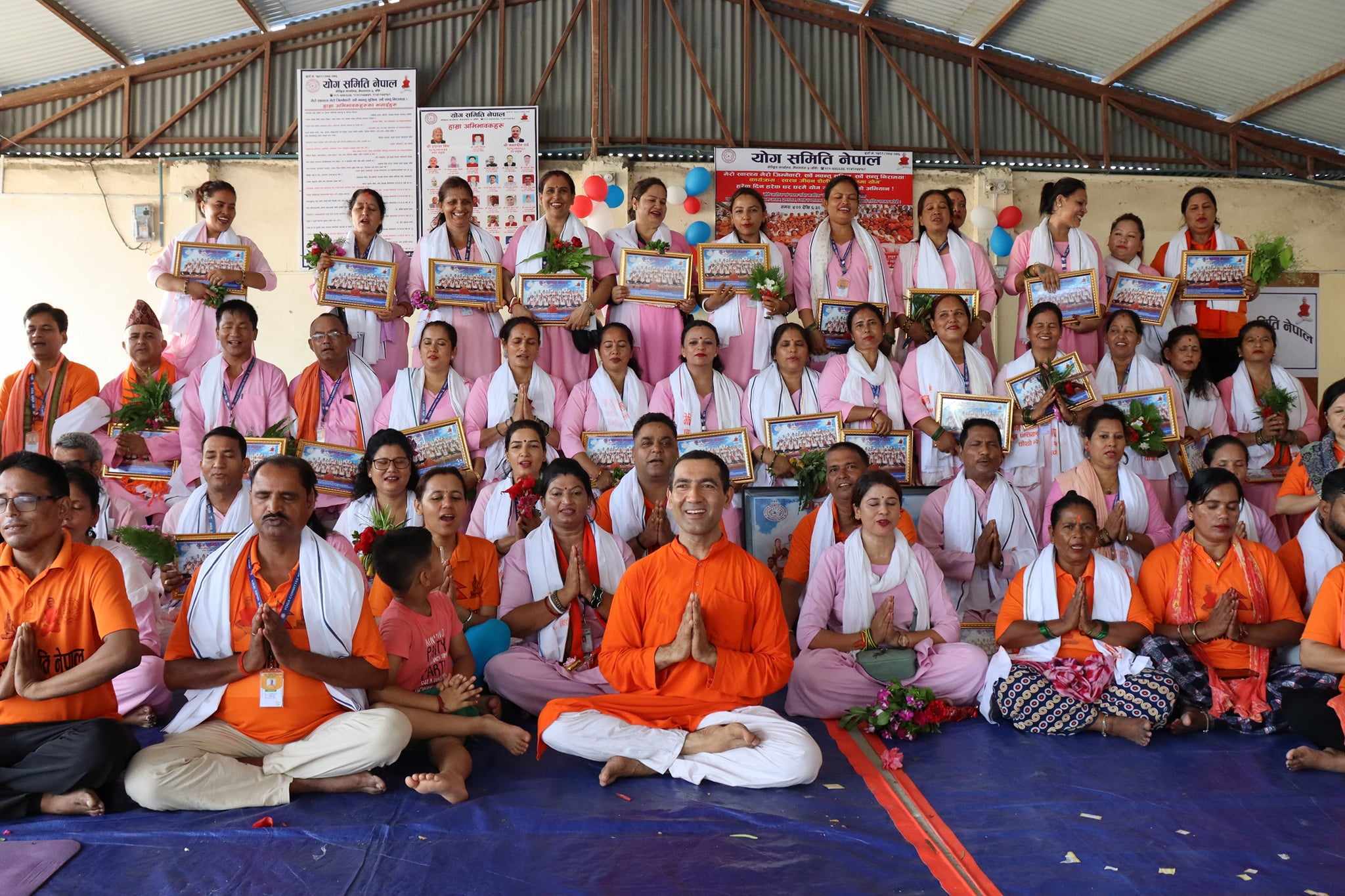 योगका अग्रज प्रशिक्षकहरुलाई नेपालगन्जमा सम्मान