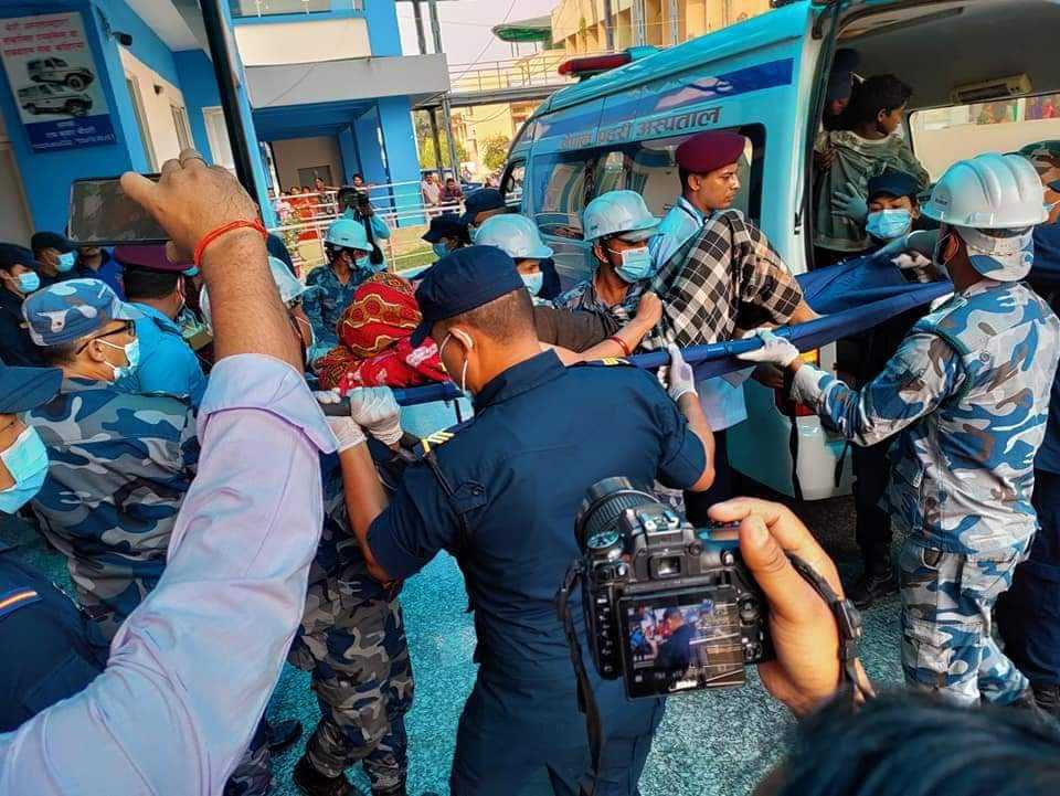 जाजरकोट भूकम्प: १९ जना घाइतेको भेरीमा उपचार हुँदै