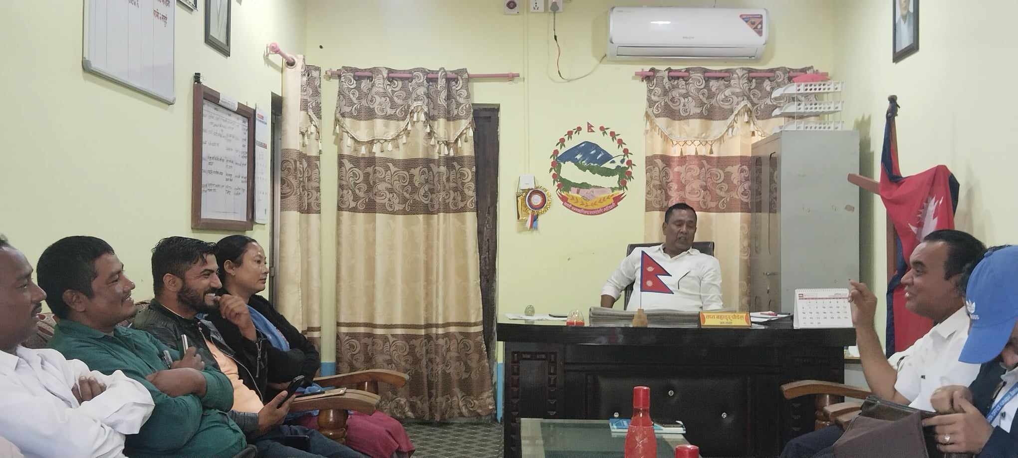 राप्ती सोनारीले मौवाको स्थानीय मदिरा उत्पादन गर्दै