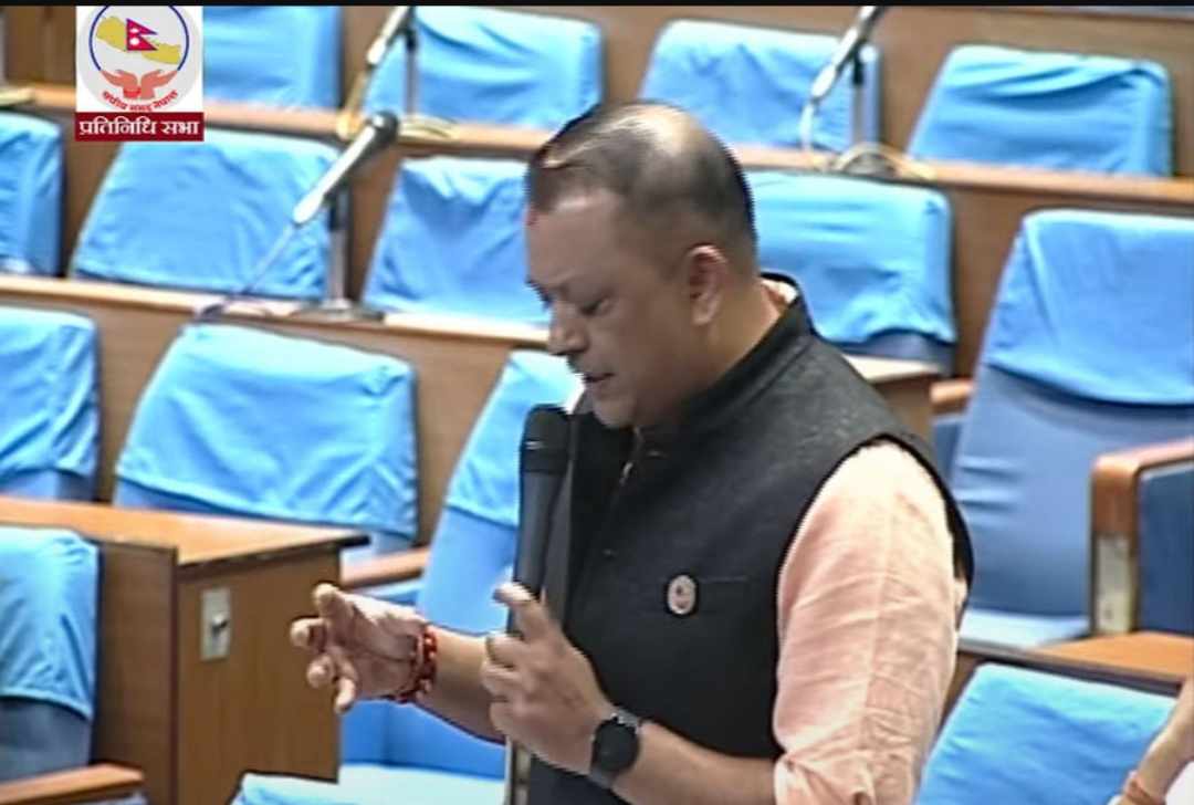 गगन थापाको प्रश्न-'काठमाडौंमा एक्लै हिंड्न नमिल्ने भएको हो ?