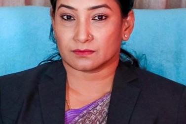 भरतपुर महानगरपालिकाकी मेयर रेणु सवार गाडी दुर्घटना