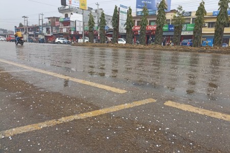 नेपालगञ्जमा असिना पानी !