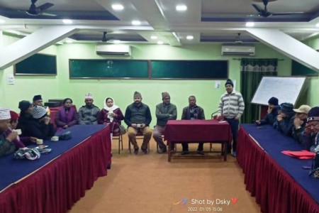 गौडेल समूहले नेपालगञ्जका क्षेत्रीय प्रतिनिधिहरुलाई भेट्यो