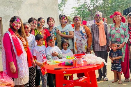कांग्रेस नेतृ रावतले आफ्नो जन्मदिन असहाय बालबालिकासंग मनाइन्