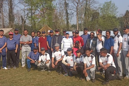 सेनाको पश्चिम कमाण्ड र बाँके-११ का बीचमा मैत्रीपूर्ण भेट्रान क्रिकेट