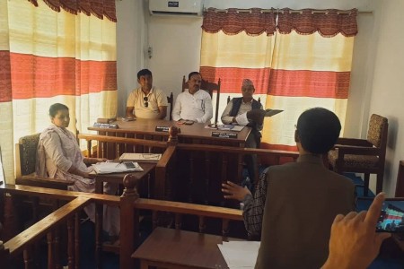 सक्रिय बन्दै नेपालगञ्जको न्यायिक समिति, एउटै इजलाशबाट पाँच उजुरीको सुनुवाई