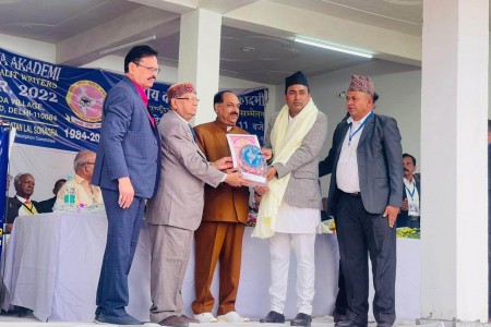 कोभिड हिरो नरेश श्रेष्ठ भारतमा पनि सम्मानित