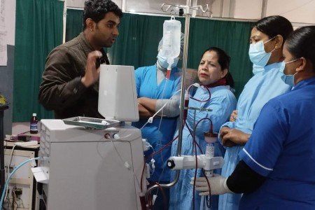 कोहलपुरमा बन्द रहेको डायलिसिस सेवा पुनः सुरु