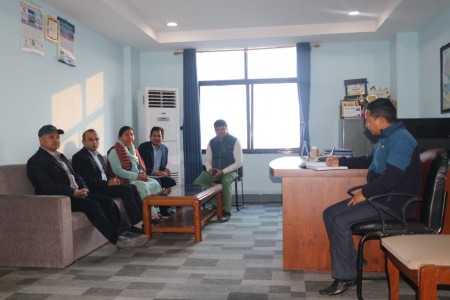राप्तीसोनारी र नरैनापुरमा नेपाल टेलिकमका थप टावर राख्न मन्त्री नमुनाको पहल
