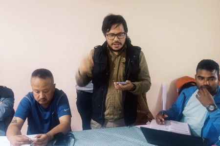 सरसफाईका क्षेत्रमा काम गरिरहेका संघसंस्थाका बीचमा बैठक