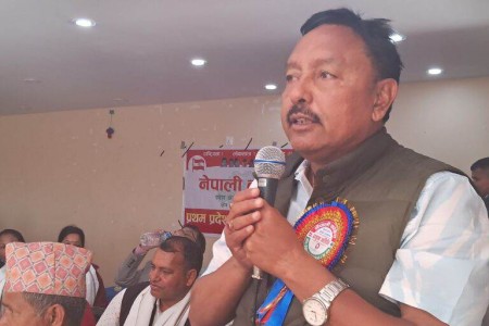 दाङको विकासका लागि सधैँ लागिपर्ने सांसद गिरीको प्रतिबद्धता