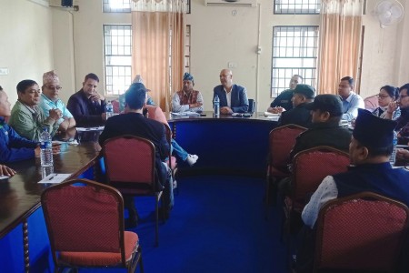नेपालगञ्जमा रातो नम्बर प्लेटका इ-रिक्सालाई यात्रु बोक्न प्रतिबन्ध लगाइने