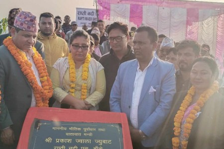 माथेवास धामपुर जोड्ने राप्ती नदी पुलको उद्घाटन