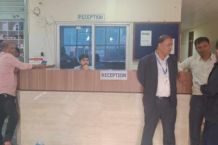 नेपालगञ्जका स्वास्थ्य संस्थाहरुको अनुगमन