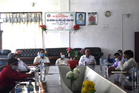 कृषि अनुसन्धान कार्यालयहरुको प्रगति समिक्षा गोष्ठी खजुरामा सम्पन्न