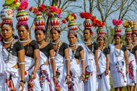 थारु समुदायले आज अटवारी पर्व मनाउँदै