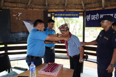 सरुवा भएका बाँके ट्राफिक प्रमुख भण्डारीको बिदाई