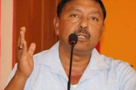 कांग्रेस नेता दीपक गिरी दाङ-३ बाट सिफारिस