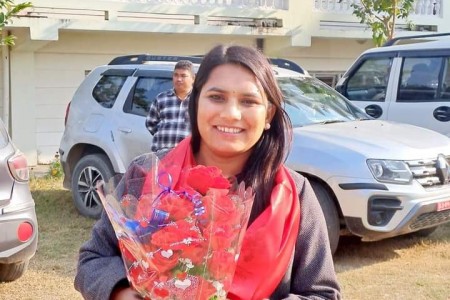 कांग्रेस संसदीय दल लुम्बिनी प्रदेशको सचेतकमा गिरी
