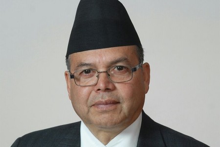 प्रम देउवालाई बिश्वासको मत दिन एमाले सांसदलाई नेता खनालको आग्रह
