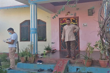 दशैँको टीका लगाउन गएका बेला प्रधानमन्त्री देउवाका भाइको घरमा चोरी