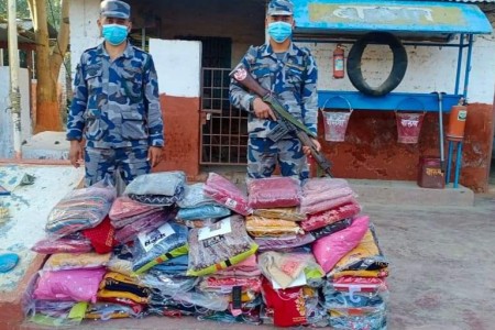 नेपालगन्जको परसपुरबाट लाखौंका वुलन कुर्ता बरामद