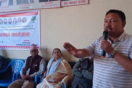 औपचारिकतामा नअल्झिनुस्, पार्टीको अभियानमा एकजुट भएर खट्नुस्:गिरी