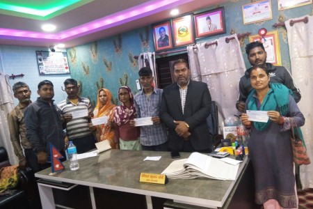 नेपालगञ्ज उपमहानगरद्वारा साना व्यापारीमा ८० लाख लगानी
