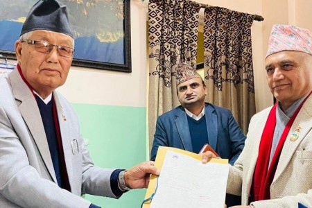 गण्डकी प्रदेशको मुख्यमन्त्रीमा खगराज अधिकारी नियुक्त