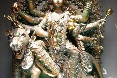 नवरात्रको चौथो दिन चन्द्रघण्टा देवीको पूजा आराधना गरिँदै