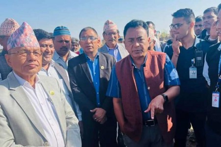 मुख्यमन्त्री गिरीद्वारा प्रस्तावित लुम्बिनी प्रादेशिक विश्वविद्यालय निर्माणस्थलको निरीक्षण