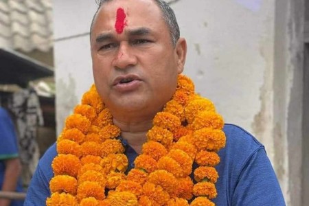 सुदुरपश्चिममा पनि माओवादीका मन्त्री बर्खास्त
