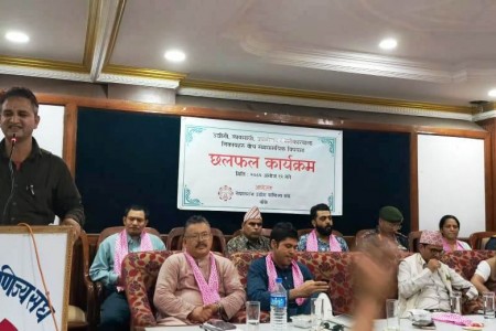 १०० रुपैयाँ भन्दा बढीको सामानको भन्सार गराउन नाकामा सहायता कक्ष स्थापना गरिँदै