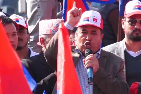 महेश बस्नेतले दुर्गा प्रसाईलाई भने 'बहुला र फुस्केट'