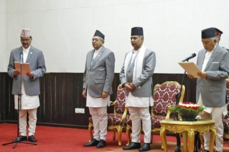 नवनियुक्त परराष्ट्रमन्त्री एनपी साउदले लिए सपथ