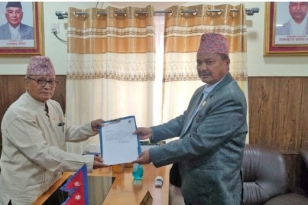 कांग्रेसका डिल्ली चौधरीले लुम्बिनीको मुख्यमन्त्रीका लागि दाबी पेस