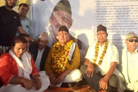 ११ बुँदे सहमतिपछि सांसद गौतमले तोडे अनशन