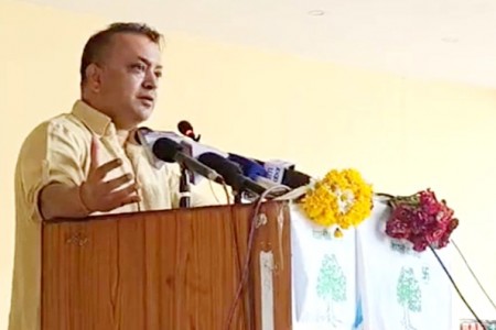 देशलाई मेरो पुस्ताको व्यक्ति प्रधानमन्त्रीका लागि खाँचो छ: गगन थापा