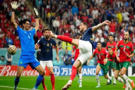 फ्रान्स कतार विश्वकपको फाइनलमा, मोरक्को २-० गोलले पराजित