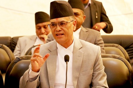 सांसद नरहेका व्यक्तिलाई मन्त्री बनाइएको विरुद्ध परेका रिटको सुनुवाइ जबराको इजालसमा