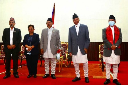 कांग्रेसबाट मन्त्री बन्न आकांक्षी सांसदहरु!